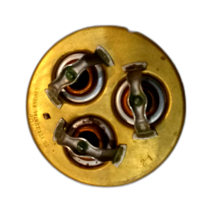THERMOSTAT THREE PORT WITH V