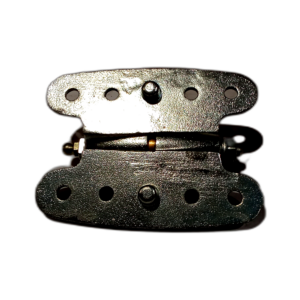 HINGE 4" X 3". 1/2" CTR OF P