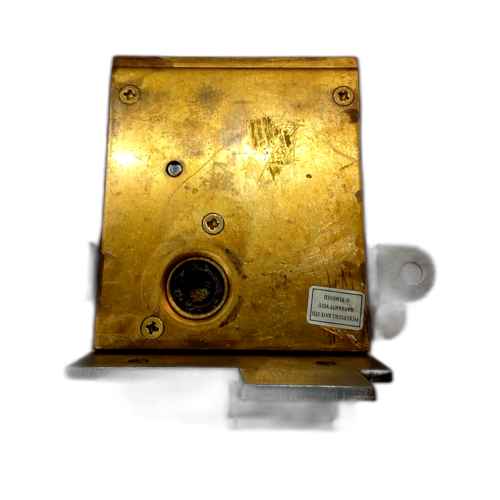 LOCK REQUIRES TO BE RE-GREAS