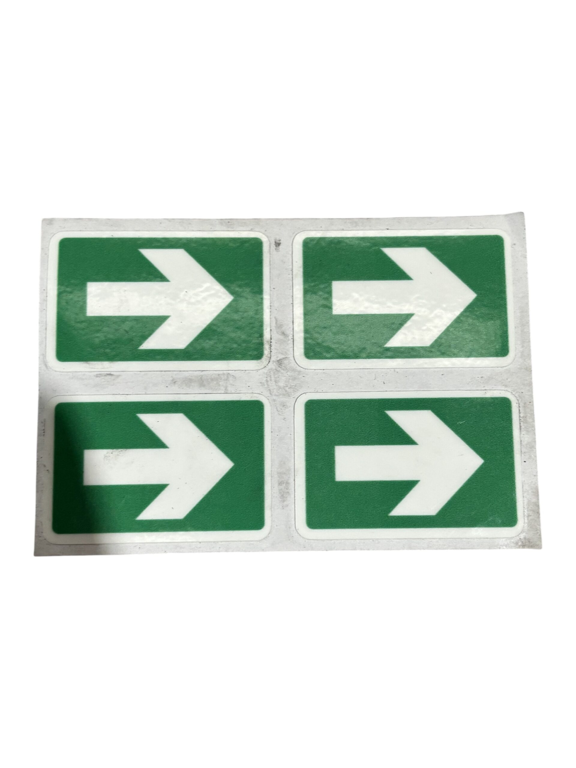NOTICE DIRECTION ARROW RIGHT