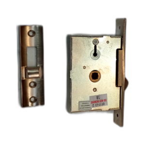 LOCK ASSY. INCLUDUNG HANDLES