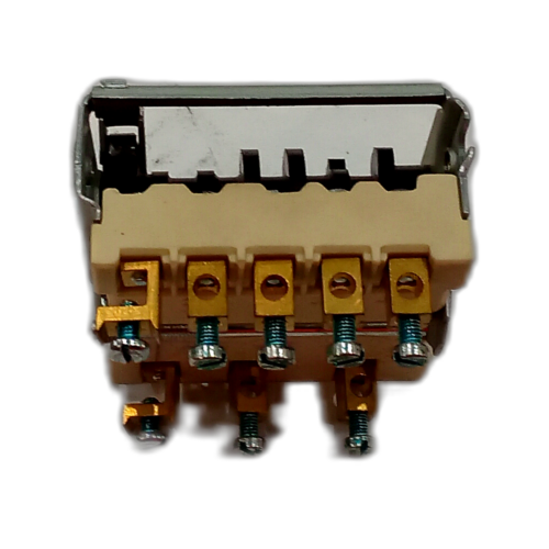 SWITCH OVEN/HOB.