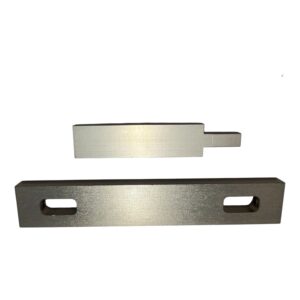 MECHANISM ENGAGEMENT TOILET DOOR LOCK