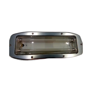 FITTING BULKHEAD LIGHT