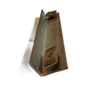 PLATE FLOOR WALL END    (R3)