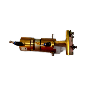 CYLINDER AUXILIARY LEFT HAND.