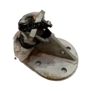 140/810/001 INSULATOR ATTACHMENT